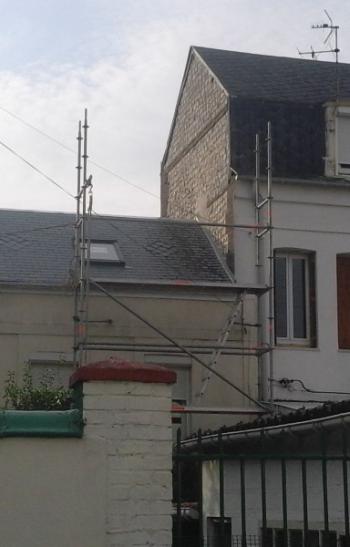 couverture en ardoises avec modification de charpente et pose de velux 